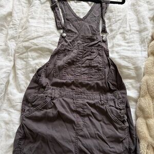 Aritzia TNA Grey Overalls Shorts